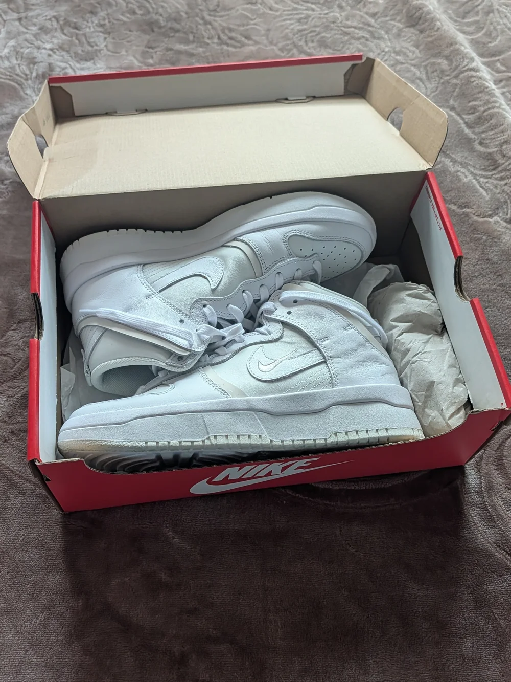 New- Nike White High-Top Sneakers - Classic All-White Nike Dunk Style